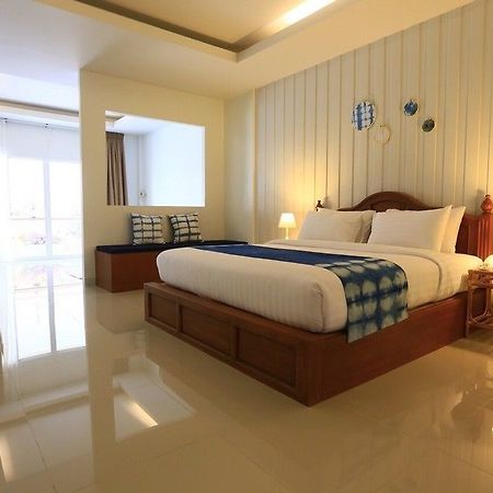 Hotel Baan Iyara Nan Esterno foto