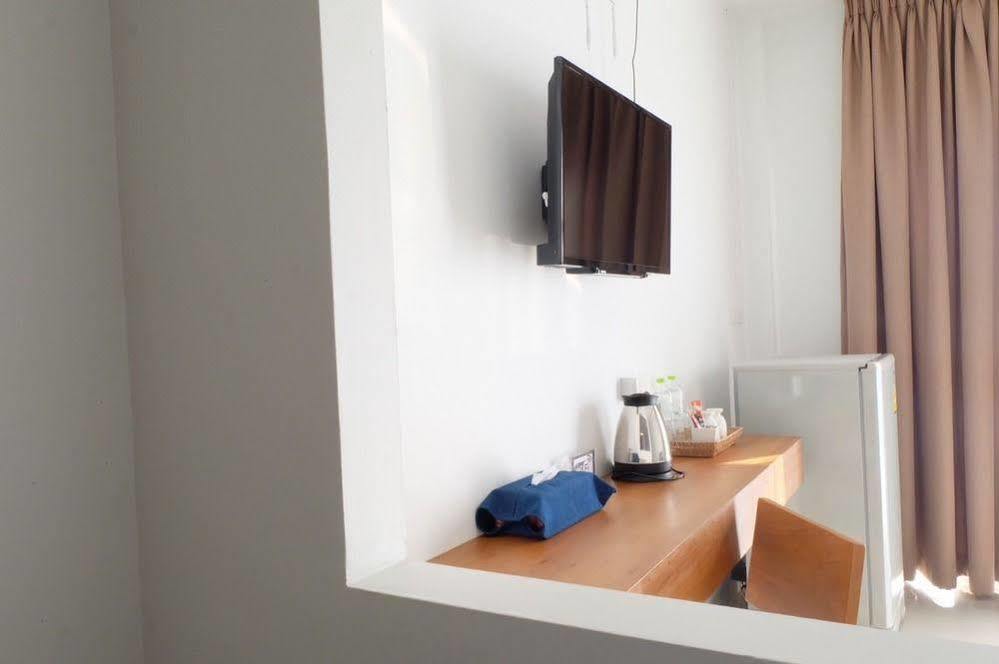 Hotel Baan Iyara Nan Esterno foto