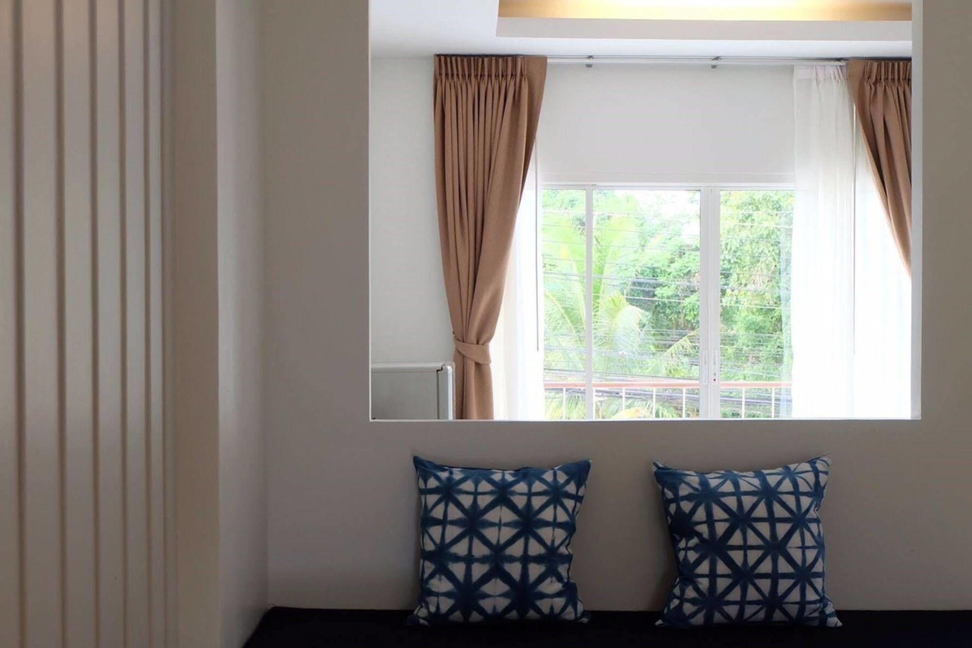 Hotel Baan Iyara Nan Esterno foto